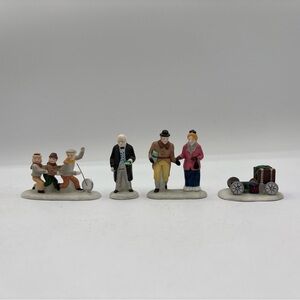 Department 56 1988 Vintage Heritage Village Nicholas Nickelby Set Of 4 5929-3